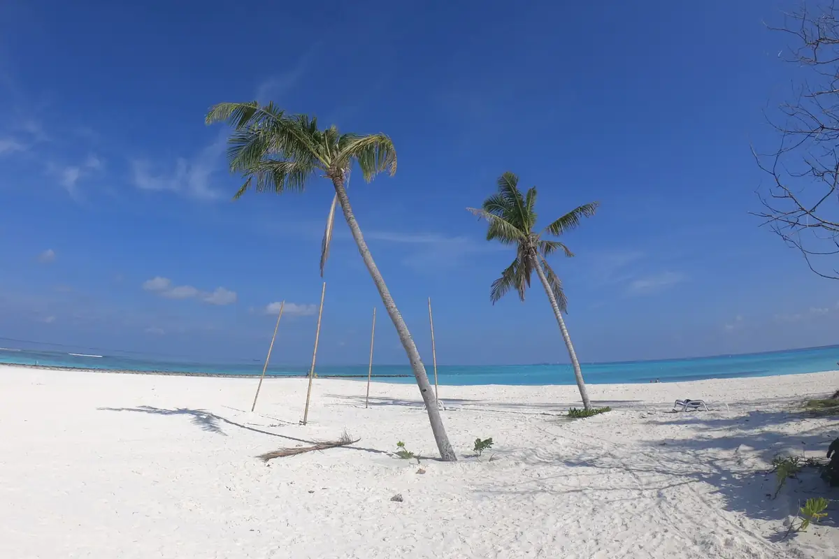 Bikini Beach auf Fulidhoo, Malediven